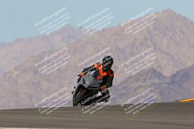 media/Oct-03-2022-Moto Forza (Mon) [[5f077a3730]]/Intermediate Group/Session 4 (Turn 9)/